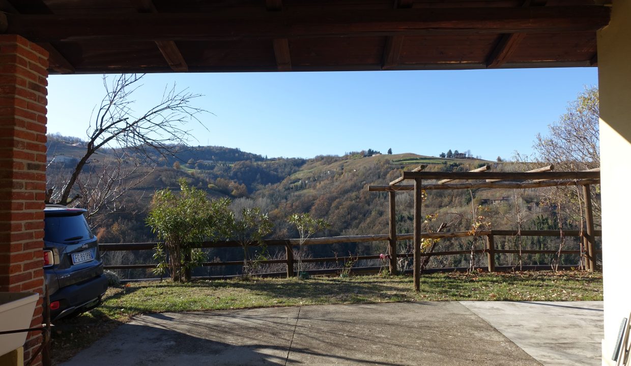 CP-1702_Canelli_fabiana_elianne_unesco_monferrato_barbera_piemonte.jpg09443