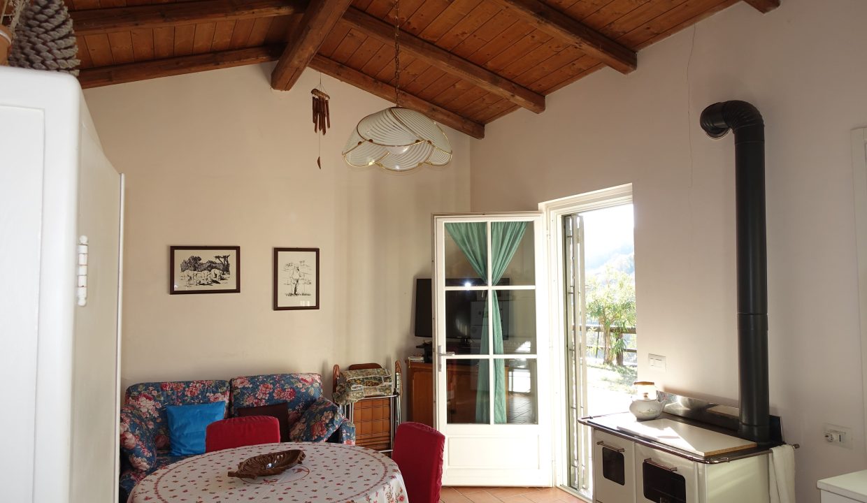 CP-1702_Canelli_fabiana_elianne_unesco_monferrato_barbera_piemonte.jpg09450