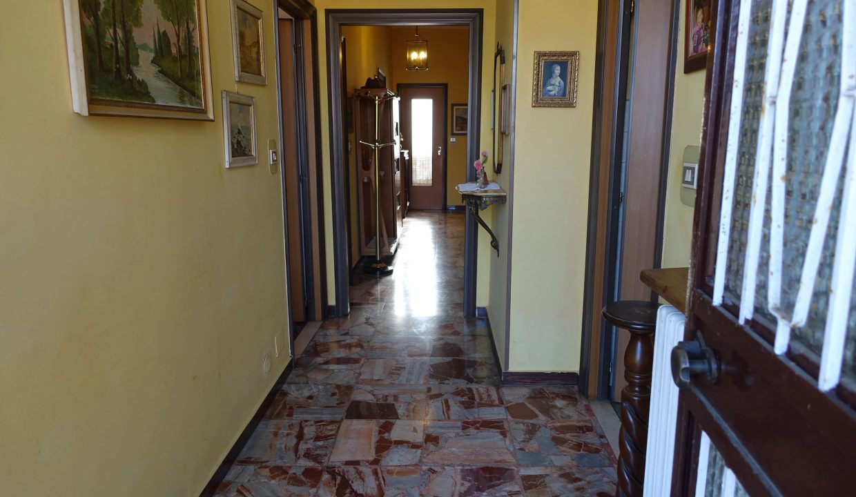 CP-1705_Canelli_fabiana_elianne_unesco_monferrato_piemonte.jpg09631