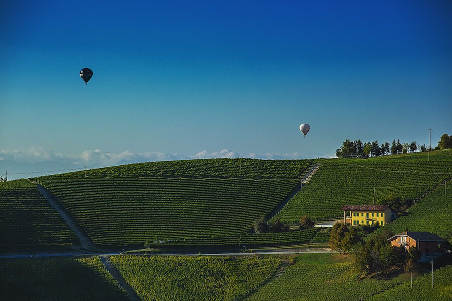 CP-1714_monforte_alba_barolo_elianne_fabiana_piemonte_langhe_unesco_property_project_unique_realestate (14)