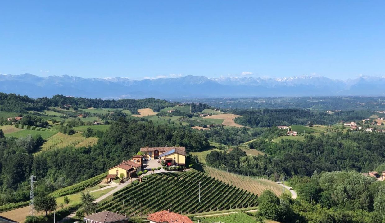 CP-1714_monforte_alba_barolo_elianne_fabiana_piemonte_langhe_unesco_property_project_unique_realestate (19)