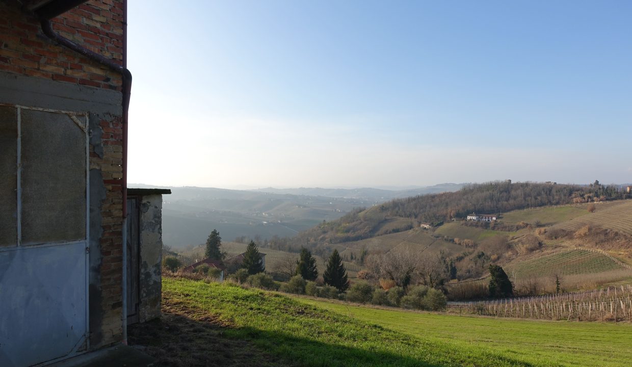 CP-1715_Calosso_fabiana_elianne_unesco_monferrato_piemonte.jpg09780