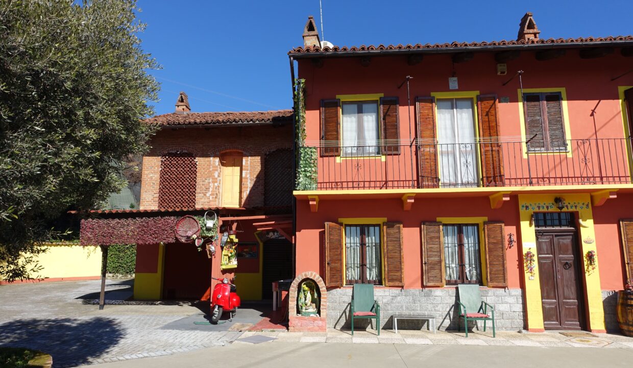 CP-1721_Canale_fabiana_elianne_unesco_roero_piemonte.jpg00042