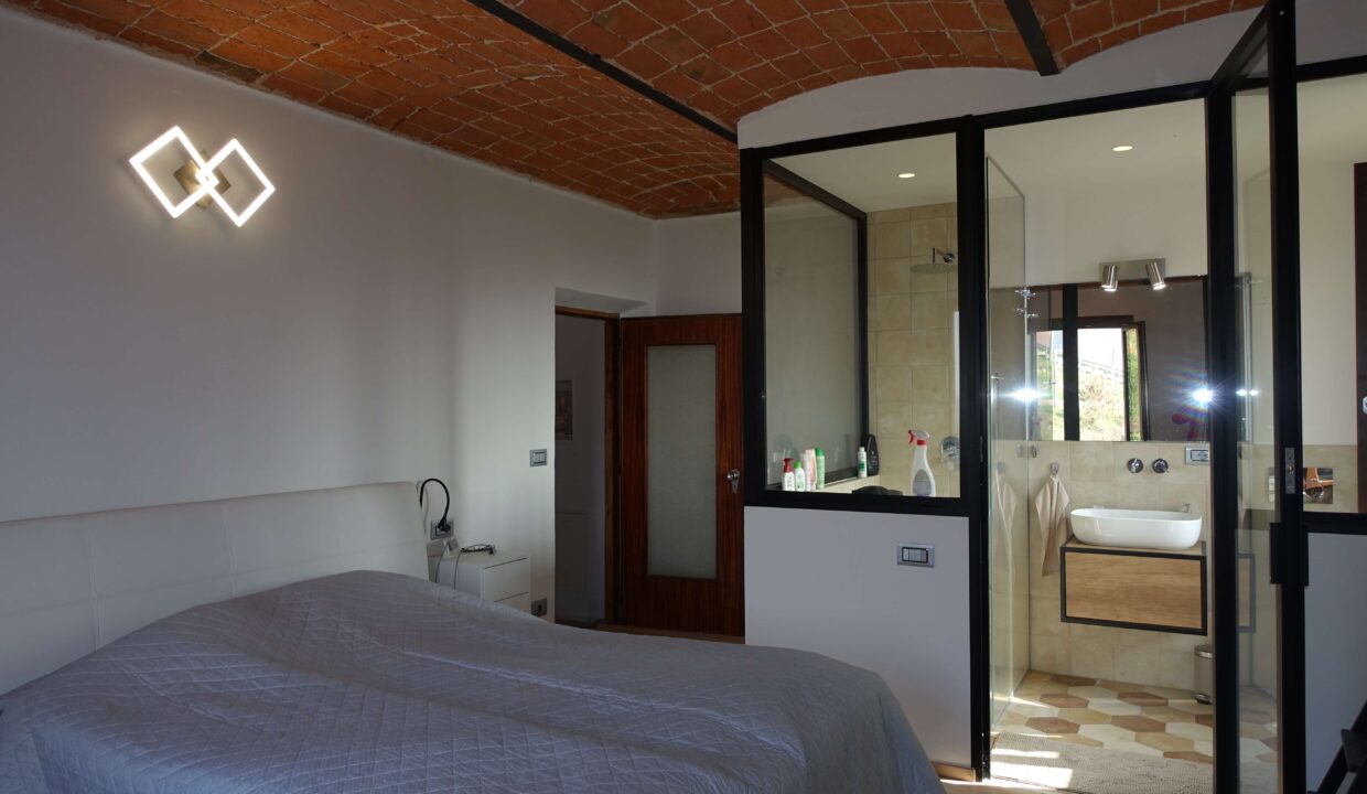 CP-1725_vinchio_unesco_piemonte_elianne_fabiana_barbera_realestate_italialife_dreamingofitaly (18)