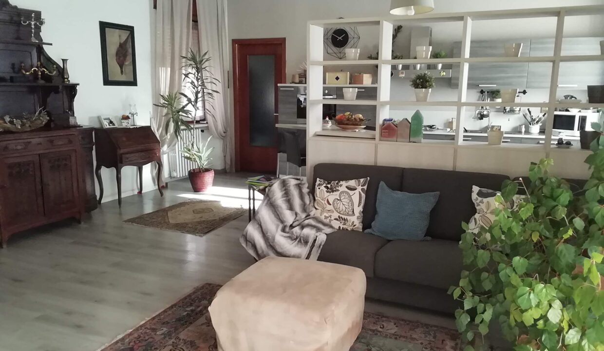 CP-1726_caseinpiemonte_fabiana_elianne_neive_barbaresco_piemonte_realestate_alba_unesco (5)