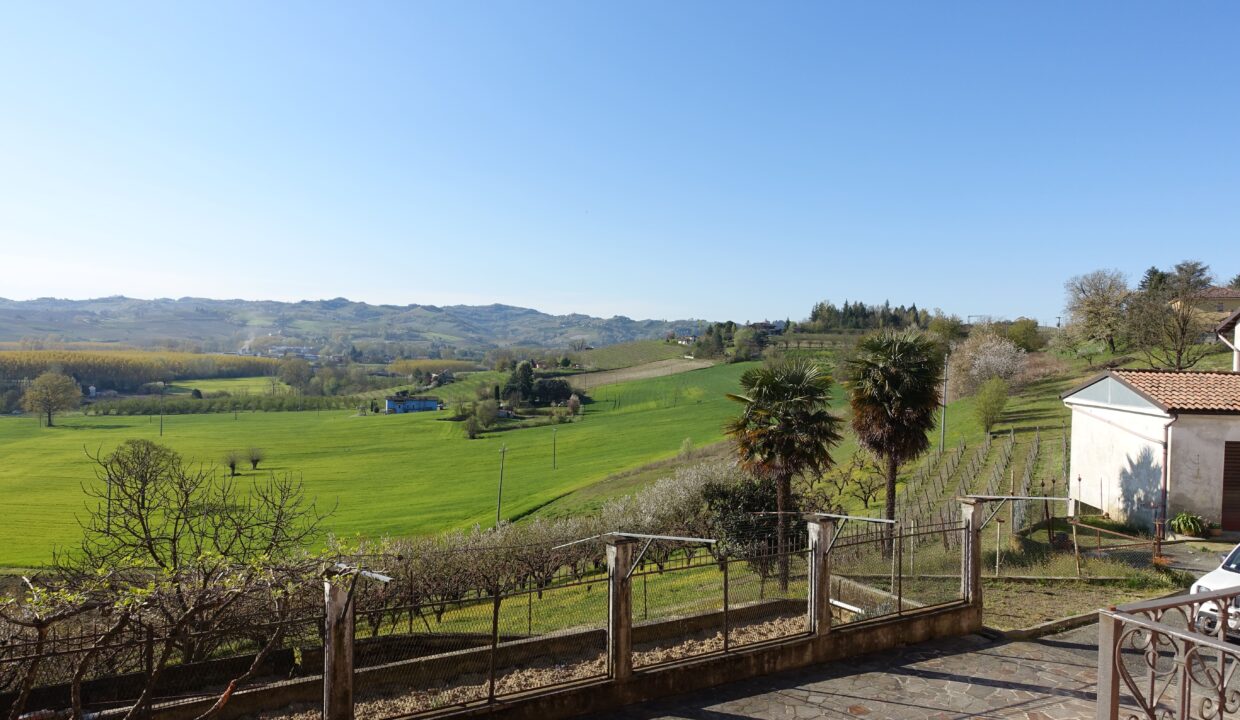CP-1737_nizza_unesco_caseinpiemonte_fabiana_elianne_homesinpiemonte_cascina_vineyard_barbera_monferrato (1 (9)