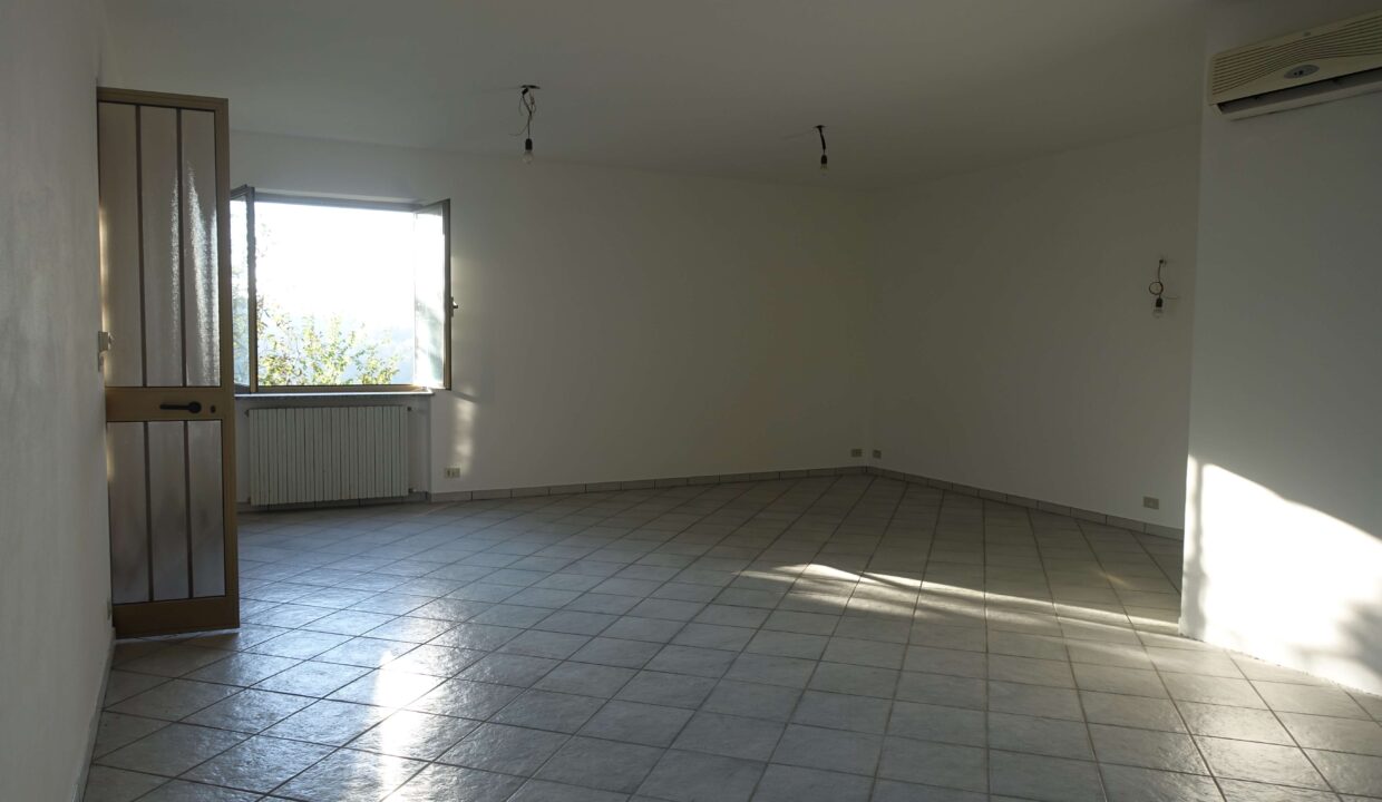 CP-1617_vaglio_barbera_cascina_realestate_caseinpiemonte_elianne_piemonte_unesco_nizza_homesinpiemonte