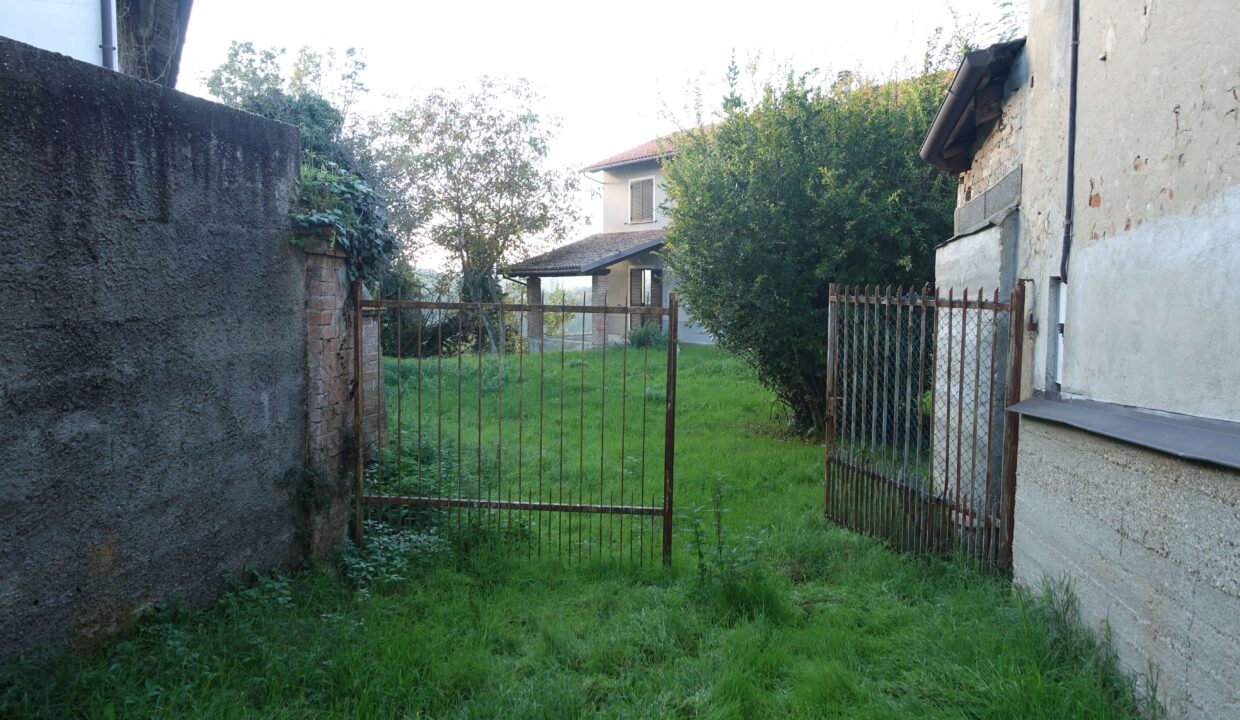 CP-1617_vaglio_barbera_cascina_realestate_caseinpiemonte_elianne_piemonte_unesco_nizza_homesinpiemonte (13)