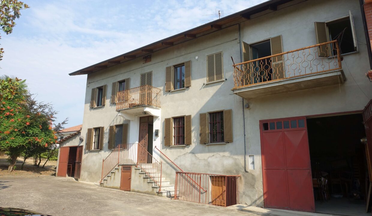 CP-1753_caseinpiemonte_homesinpiemonte_fabiana_elianne_costigliole_unesco_canova_vineyardsviews (12)