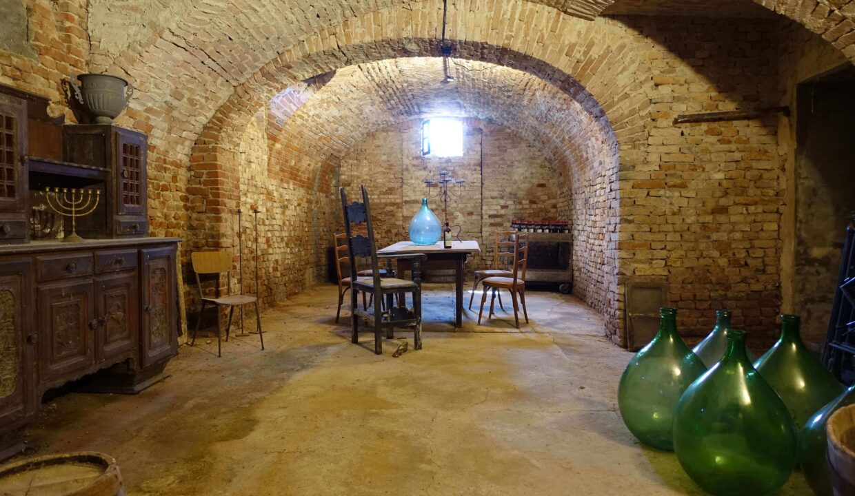 CP-1761_antignano_unesco_casale_realestate_fabiana_elianne_caseinpiemonte_magnificent (11)